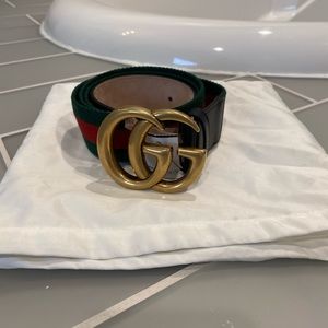 Never been worn Gucci Web Belt ❤️